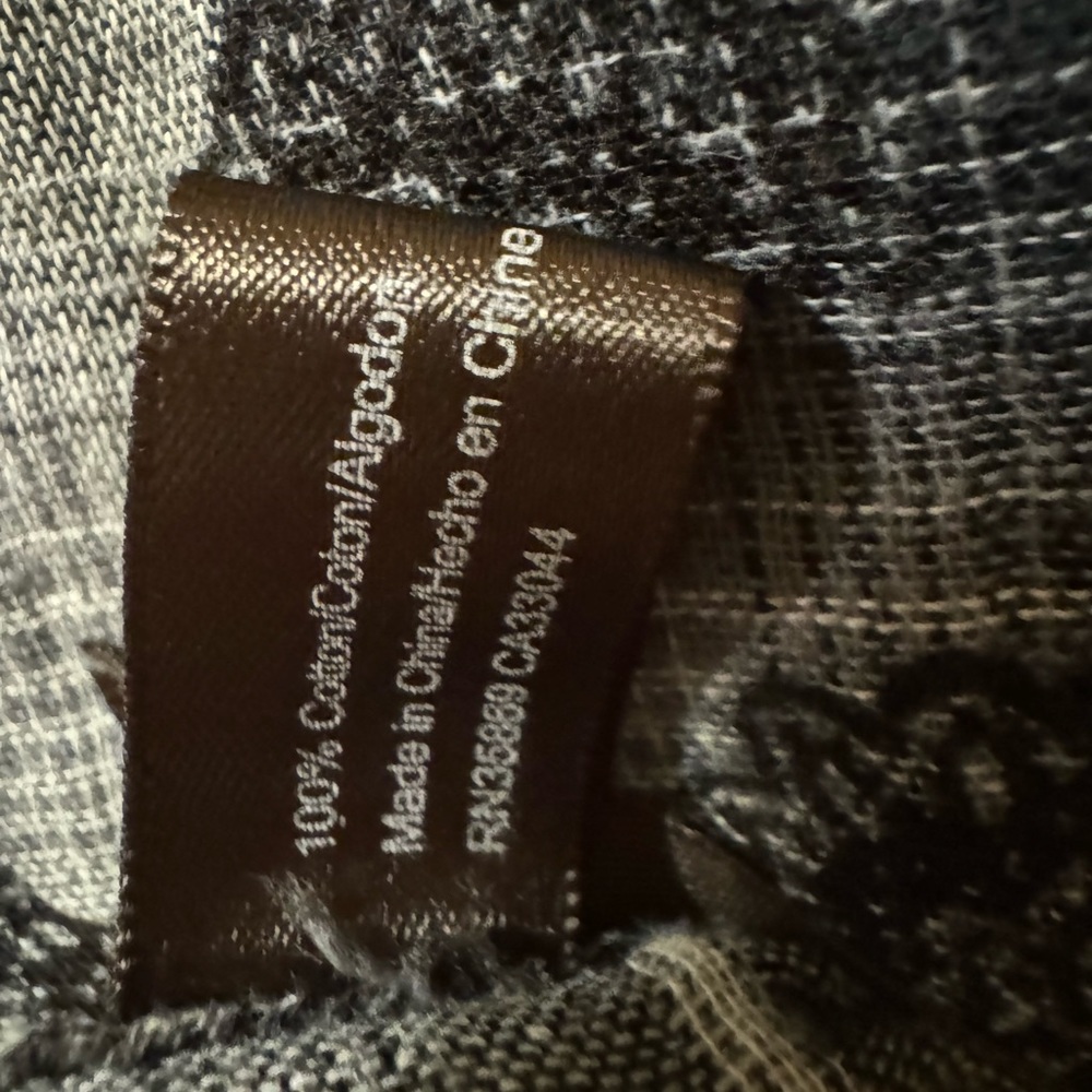Stetson reversible cotton scarf, black and white. - Picture 4 of 5